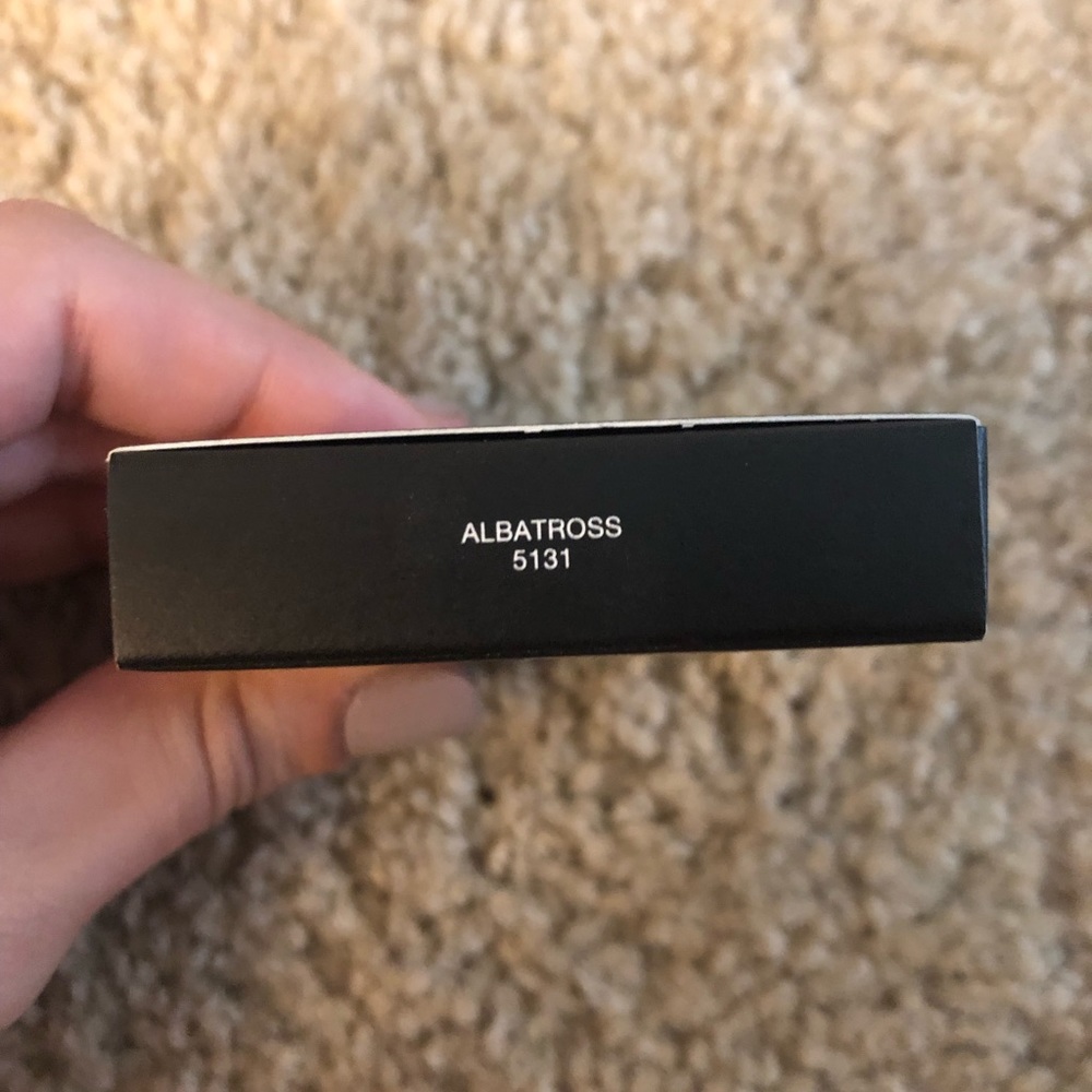 NARS highlighter - Picture 2 of 5